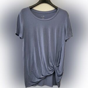 Saints & hearts | blue grey crewneck T-shirt with loop knot accent